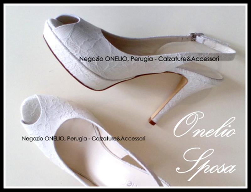 Scarpe con pizzo e tacco 2025