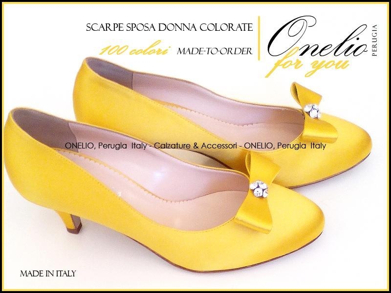 Scarpe colore GIALLO