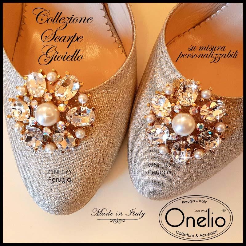 69567945_perugia_scarpe_gioiello_sposa_donna_eleganti_cerimonia_glitter_oro_strass_perle_tacco_10_plateau_cinturino_matrimonio_calzature_shoes_wedding_su_misura_onelio_perugia_4.jpg