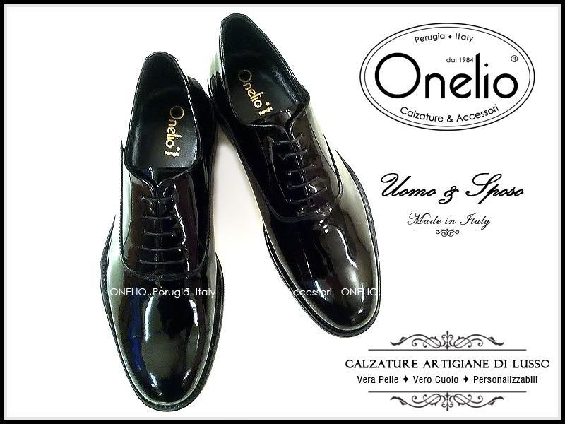 Stringata Oxford vernice nera