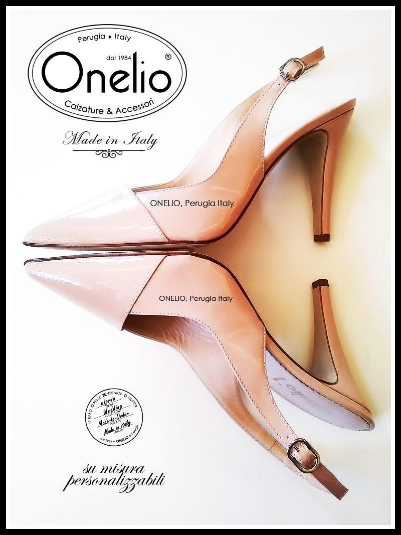 Scarpe Donna e Sposa. Chanel in vernice cipria tacco 9 cm e punta sfilata Borseonelioperugia