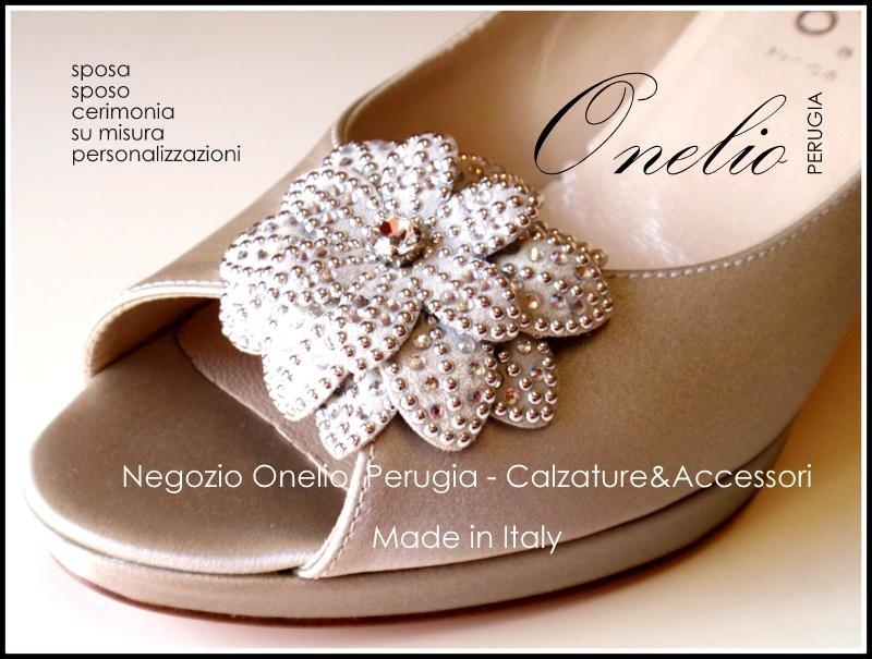 Spuntata con plateau e fiore strass