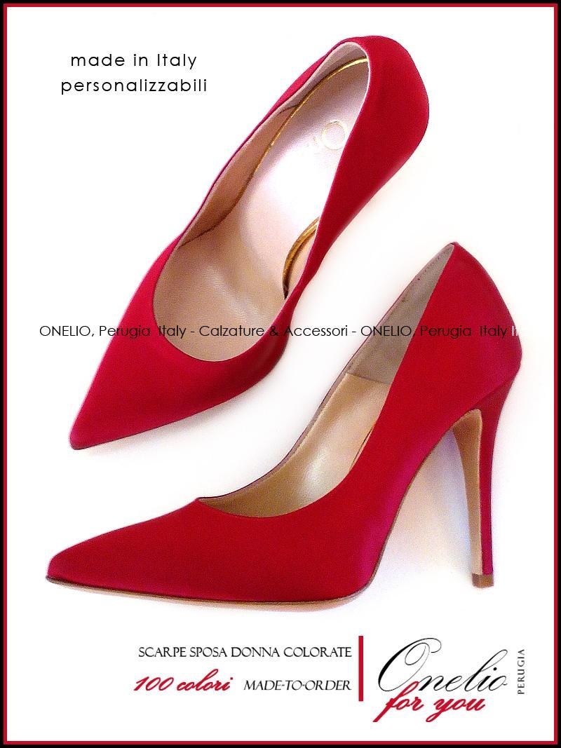 Scarpe colore ROSSO