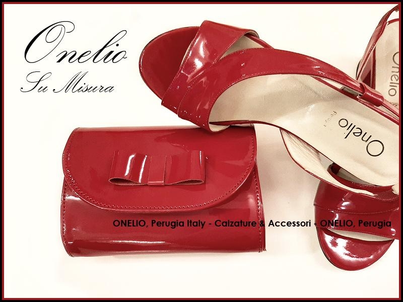 Scarpe e borsa rosse deals