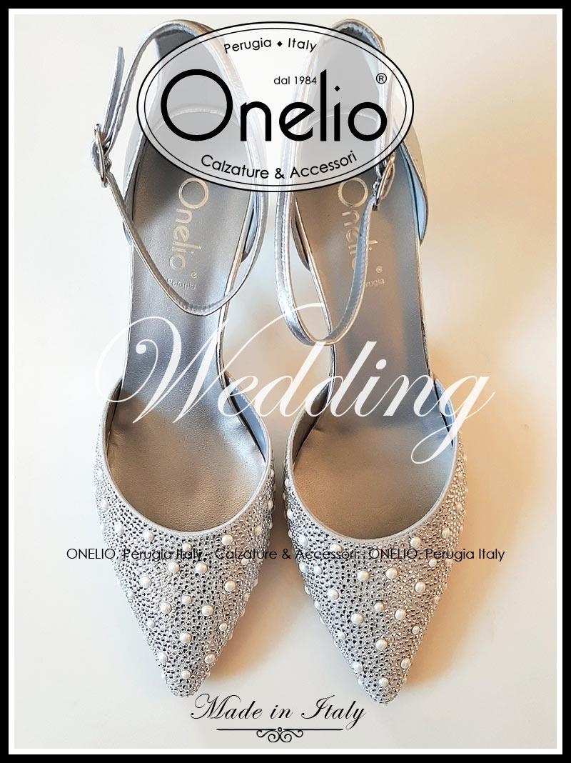Scarpe Sposa e Donna punta sfilata con cinturino alla caviglia e pave di strass e perle Borseonelioperugia